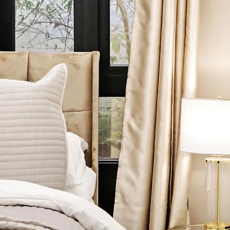 Appartement Stylish 2Br Luxury Retreat With 65