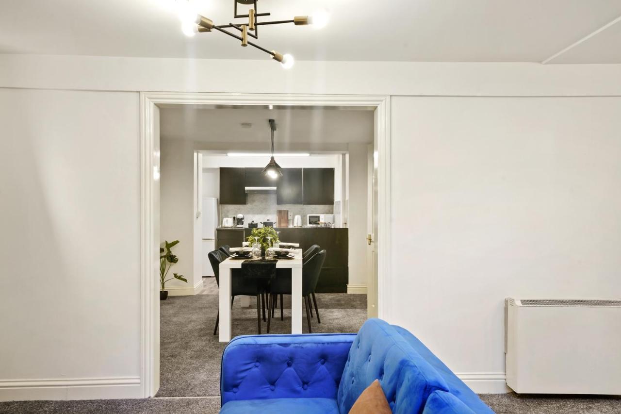 Stylish 2br Luxury Retreat With 65